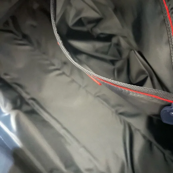 (SOLD) NWT Tommy Hilfiger weekender bag unisex camo green - Picture 4 of 7